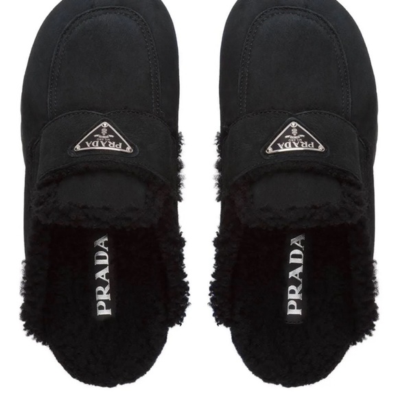 Slippers - Picture 2 of 3